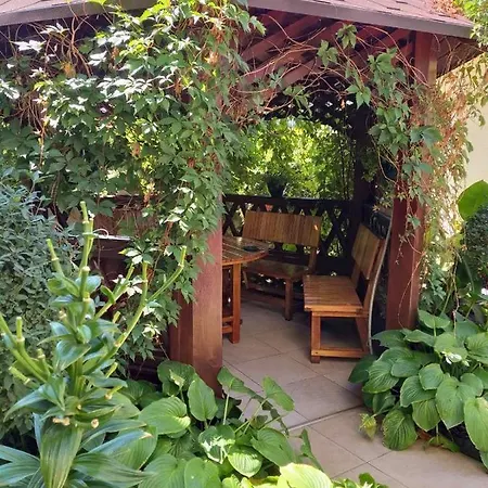 Guest house Family Nest