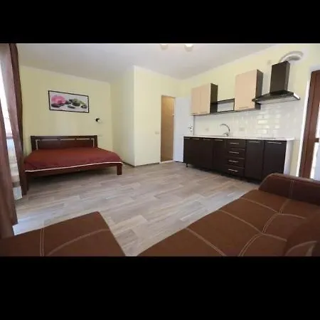 Family Nest Guest house *
